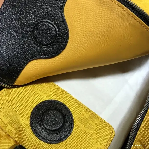 First bag ru Off Grid duffle The GUCCI bag 0601